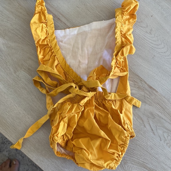 Dress-up outfit - Picture 2 of 2